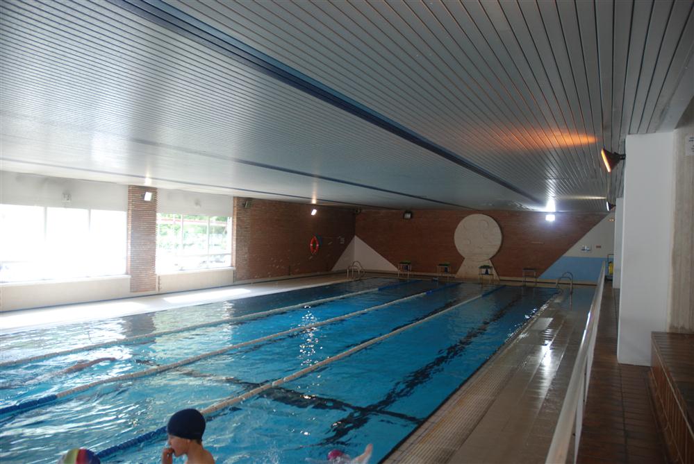 POLIDEPORTIVO JOXEMIEL BARANDIARAN LAZKAO PISCINA CUBIERTA