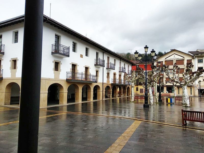 Ostegun honetan, azaoak 27, Ohiko Osoko Bilkura Lazkaoko Udalean Ostegun honetan, azaoak 27, Ohiko Osoko Bilkura Lazkaoko Udalean