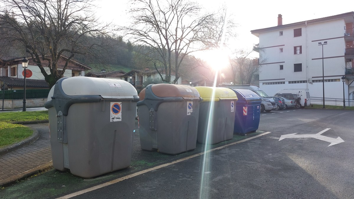 Udal tasa eta zergak