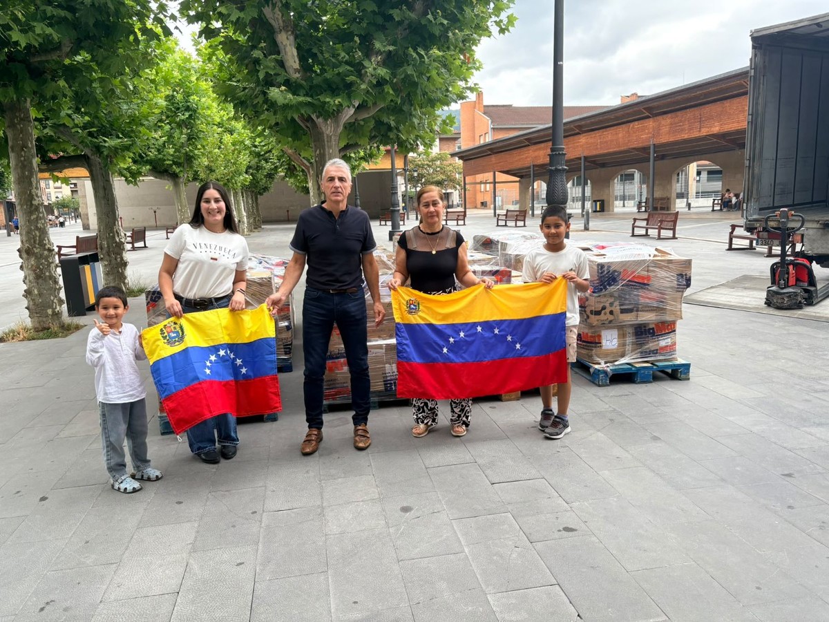 Venezuelari laguntzeko bilketa 1